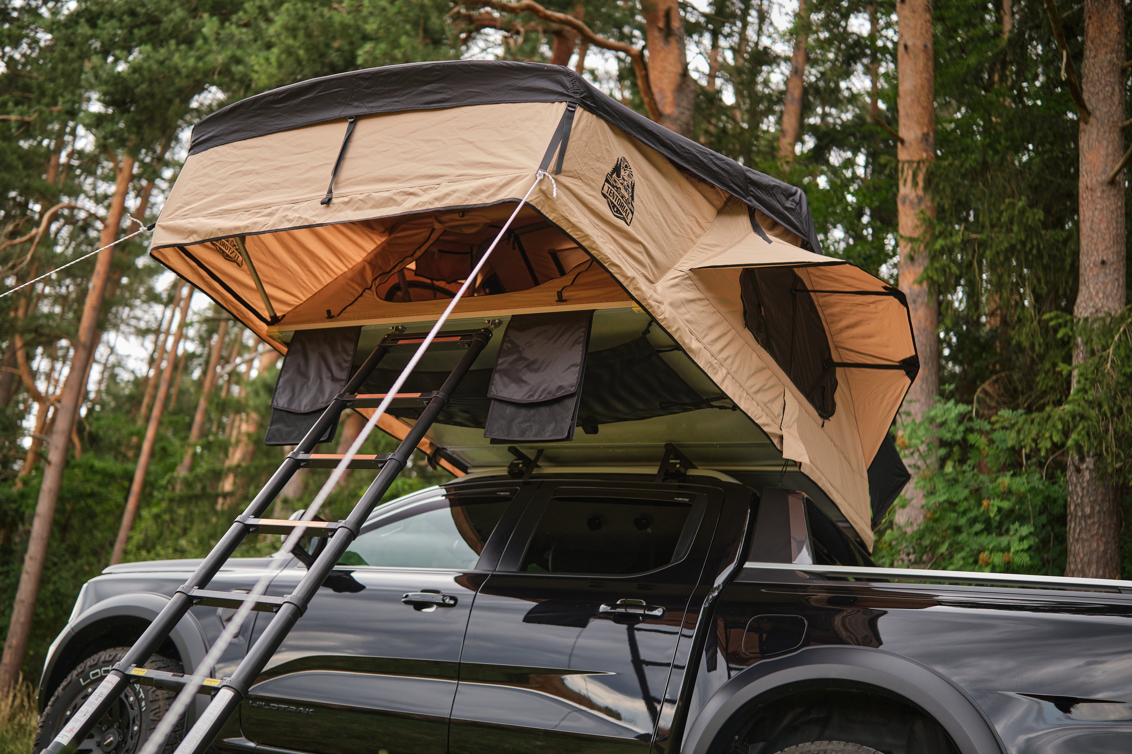 Dachzelt Montana - Softshell - Farbe: Sand
